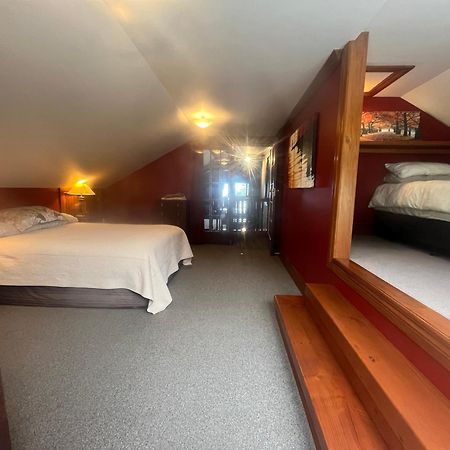 The Ghost Lodge Granity Ngoại thất bức ảnh
